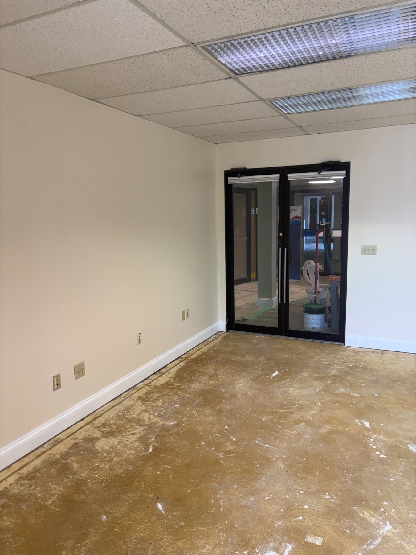Unit ready for flooring team. 
