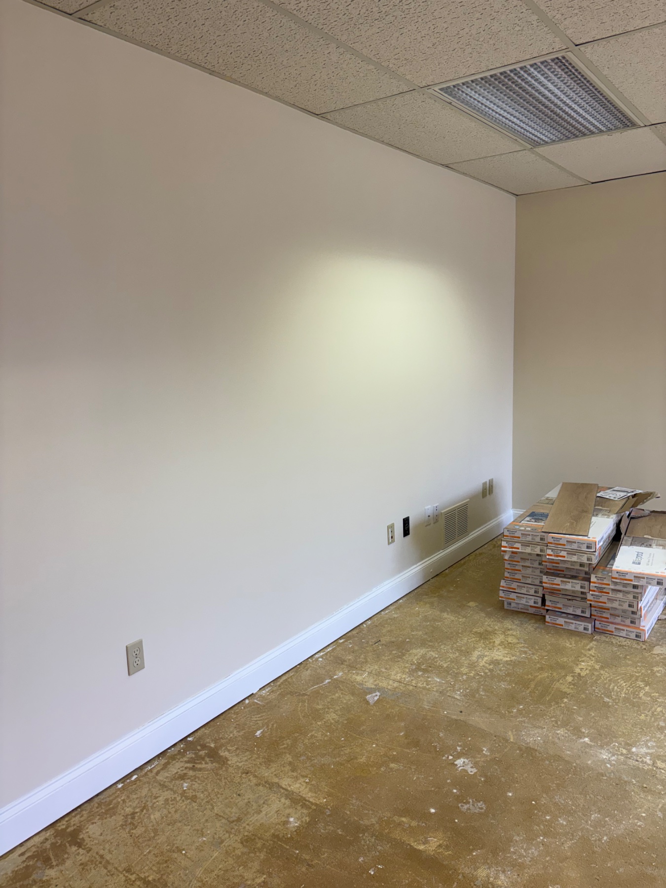 Unit ready for flooring team. 